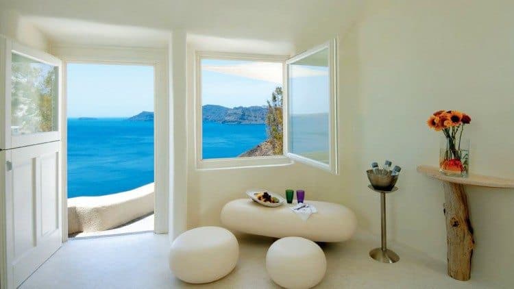 Mystique-Resort-Santorini-750x422