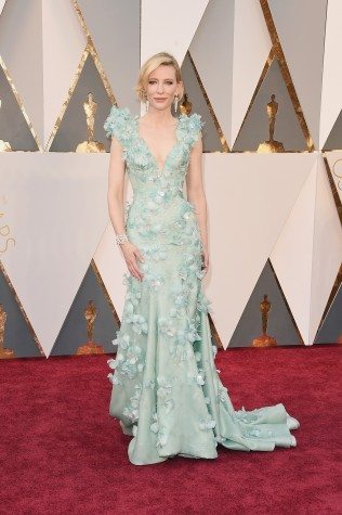 Cate-Blanchett-Wearing-an-Armani-Privé-dress-Giuseppe-Zanotti-shoes-and-a-Roger-Vivier-clutch.-Image-Source-Getty-Jason-Merritt1-316x475