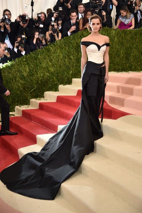 EMMA-WATSON-In-Calvin-Klein-and-PHYNE-by-Paige-Novick-jewels.