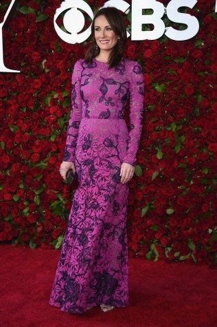 Laura-Benanti-in-an-Oscar-de-la-Renta--316x475