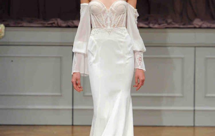 alon-livne-white-wedding-dress-fall2017-6203351-021_vert-750x475