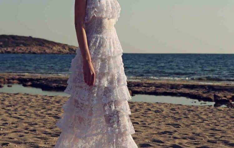 costarellos-wedding-dress-fall2017-004_vert-750x475