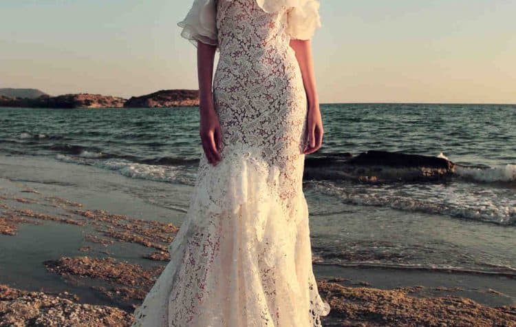 costarellos-wedding-dress-fall2017-005_vert-750x475