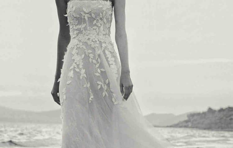 costarellos-wedding-dress-fall2017-014_vert-750x475