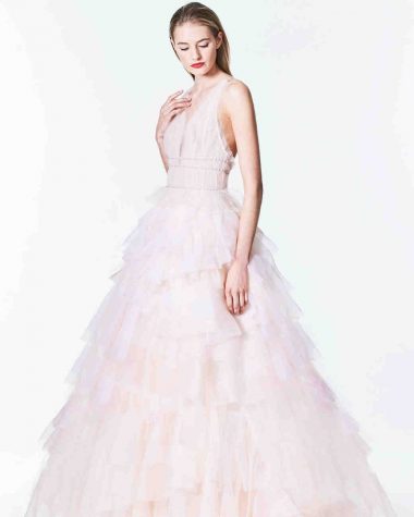 vestido-de-noiva-rose-quartz-carolina-herrera-wedding-dresses-fall-2017_006_vert-380x475