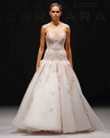 vestido-de-noiva-rose-quartz-eve-of-milady-wedding-dress-fall2017-6203351-020_vert-381x475