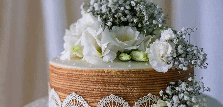 Naked Cake Vers O Bolo De Rolo No Casamento Revista Caseme Caseme