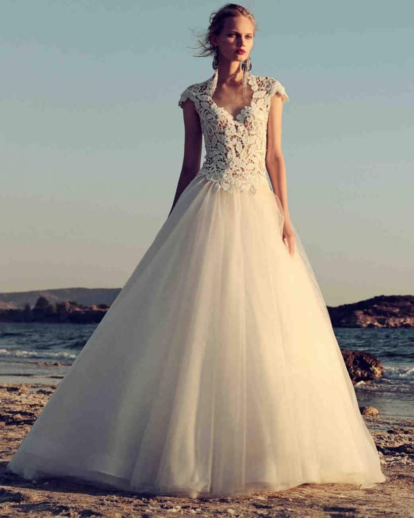 costarellos-wedding-dress-fall2017-016_vert-819x1024