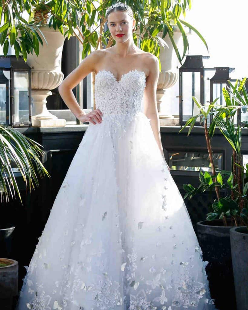 francesca-miranda-fall2017-wedding-dress-009_vert-820x1024