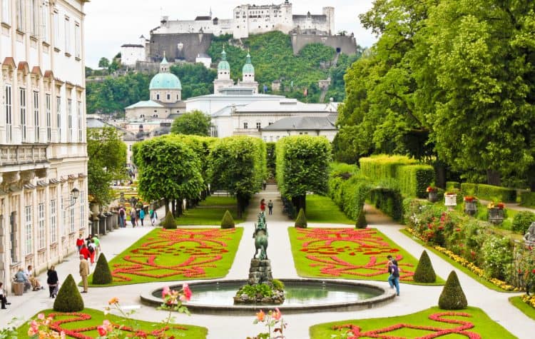 lua-de-mel-austria-Mirabell-Palace-Salzburg-750x475