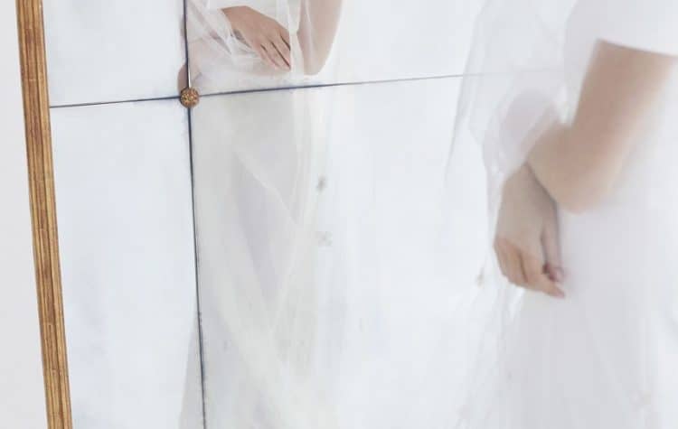 carolina-herrera-wedding-dresses-fall-2018-001-750x475