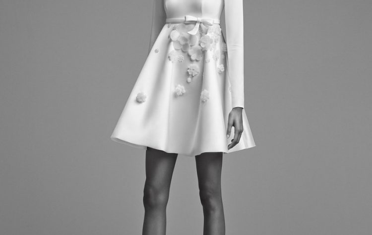 mariage-by-viktor-and-rolf-wedding-dresses-fall-2018-019-1-750x475
