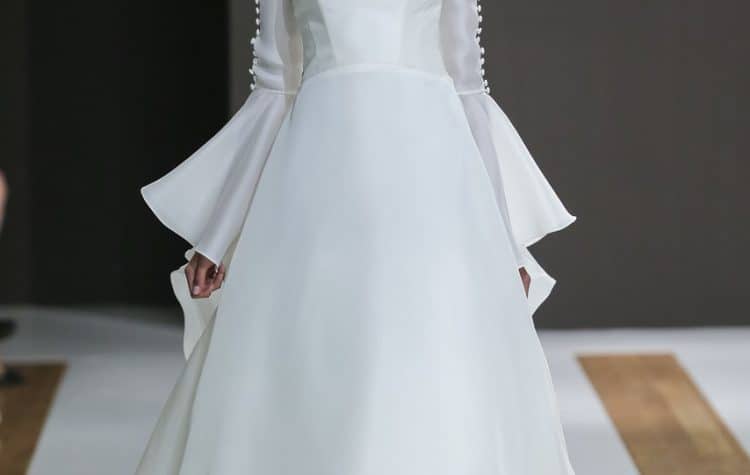 mark-zuzino-wedding-dresses-fall-2018-020-750x475