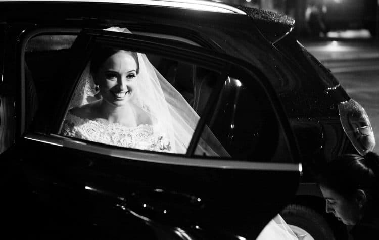 Carro-da-noiva-Casamento-Clássico-Casamento-tradicional-Copacabana-Palace-Monica-Roias-Ribas-Foto-e-Vídeo-Tuanny-e-Bernardo-CaseMe-750x475