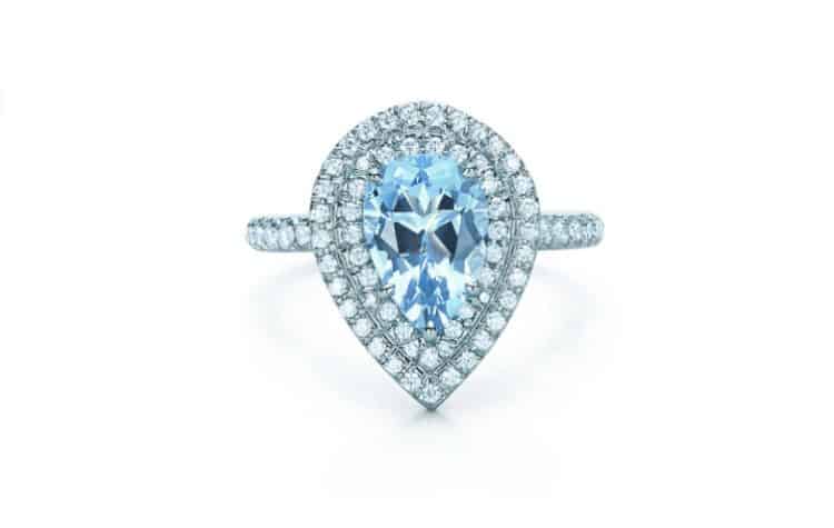 anel-de-platinha-com-agua-marinha-e-diamantes-tiffany-and-co-750x475