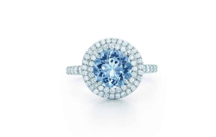 anel-em-platinha-com-agua-marinha-e-diamantes-tiffany-and-co-750x475