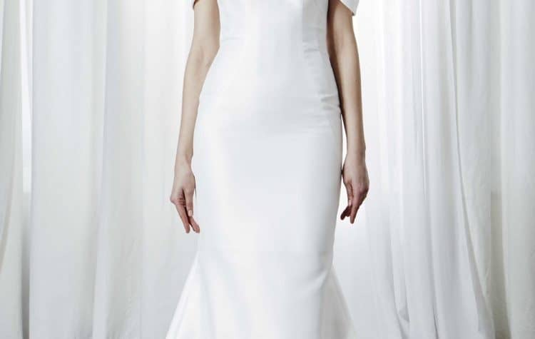 minimalismo-kelly-faetanini-wedding-dresses-spring-2019-016-750x475