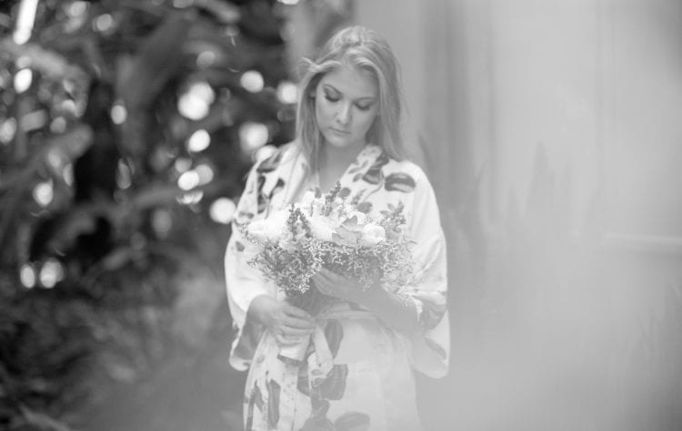 casamento-de-dia-casamento-Nicole-e-Thales-casamento-no-jardim-csasamento-ao-ar-livre-Fotografia-Marina-Fava-Galeria-Jardim-Rio-de-Janeiro-6-750x475
