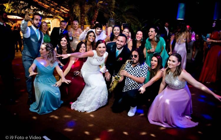 Casamento-Monique-e-Leonardo-festa-de-casamento-I9-Foto-e-Vídeo-id-visual-Largo-do-Arruda73-750x475