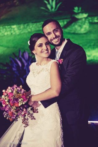 Casamento-Monique-e-Leonardo-foto-do-casal-I9-Foto-e-Vídeo-id-visual-Largo-do-Arruda67-317x475