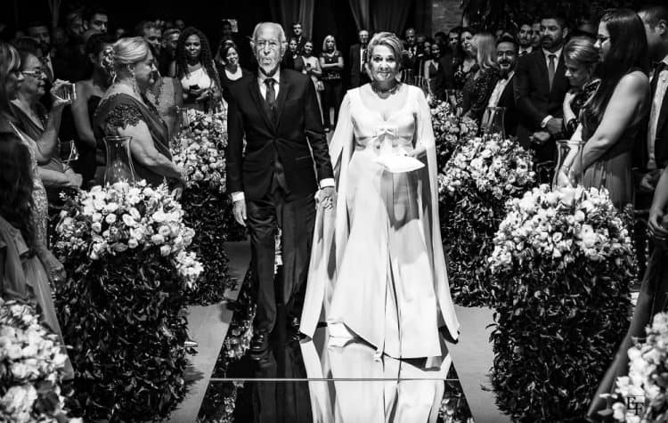 casamento-Bárbara-e-Rogério-cerimonia-Contemporâneo-8076-fotografia-Edu-Federice25-750x475