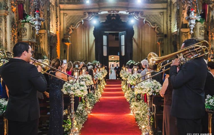 Casamento-Beatrice-e-Luiz-Augusto-casamento-classico-cerimonia-na-igreja-fotografia-Felipe-Lannes22-750x475