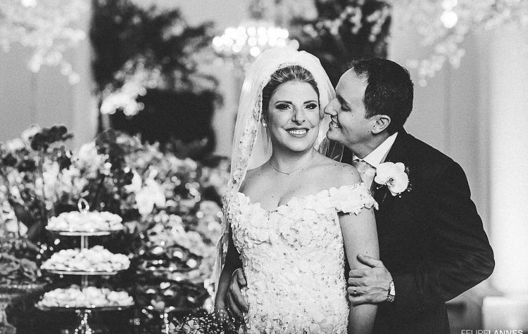 Casamento-Beatrice-e-Luiz-Augusto-casamento-classico-fotografia-Felipe-Lannes-mesa-de-doces18-750x475