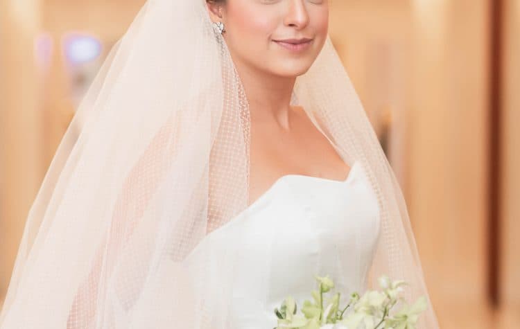 beleza-da-noiva-casamento-Karynna-e-Fernando-cerimonial-TCD-Eventos-fotografia-Marina-Fava-making-of15-750x475