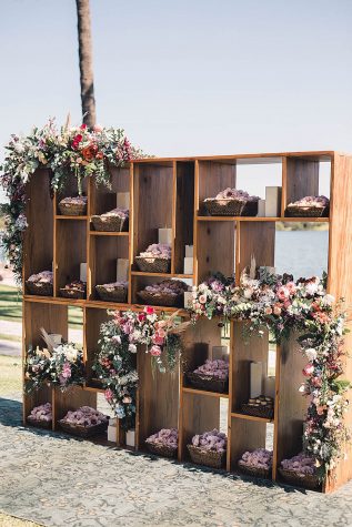 casamento-bruna-e-frederic-cerimonia-ao-ar-livre-cerimonial-camila-luz-decor-renata-paraiso-decoracao-boho2-317x475