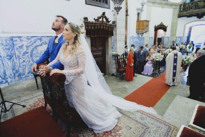 Casamento-Carolina-e-Douglas-Fotografia-Renata-Xavier-fotos-no-altar-noivos-no-altar-Outeiro-da-Gloria9-712x475