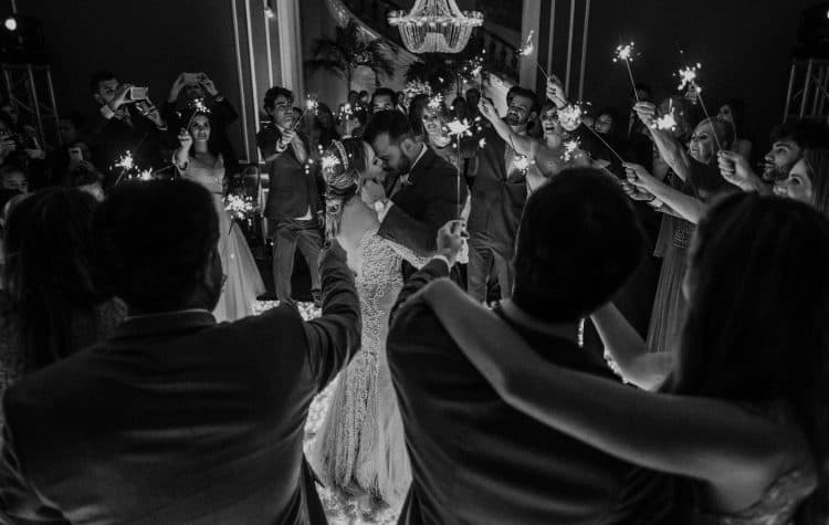 Casamento-Carolina-e-Douglas-Fotografia-Renata-Xavier-mansão-Santa-Teresa216-750x475
