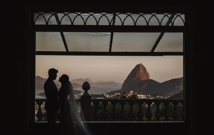 Casamento-Carolina-e-Douglas-Fotografia-Renata-Xavier-mansão-Santa-Teresa260-750x475