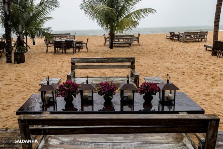 Casamento-Chandrélin-e-Laureano-Chan-e-Lau-decoracao-Defluer-Guta-Gula-Hotel-Rio-da-Barra-tiago-saldanha-Trancoso71-713x475