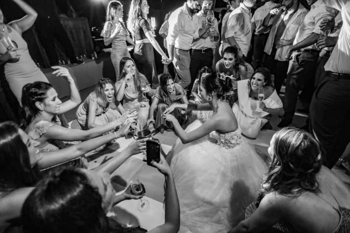 Casamento-Alissa-e-Gustavo-Cerimonial-Manu-Goncalez-Decor-Andrea-Kapps-Fasano-Angra-dos-Reis-Foto-VRebel-DJ-Jimmy-festa5801-713x475