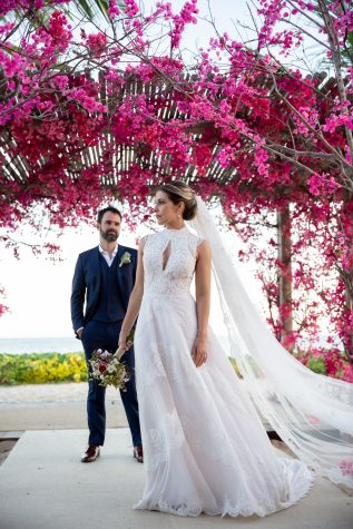 casamento-Taina-e-Hugo-Itapororoca-Villa-Trancoso-Patricia-Galvao-Sotter-Fotografia-casal-noivos814-317x475