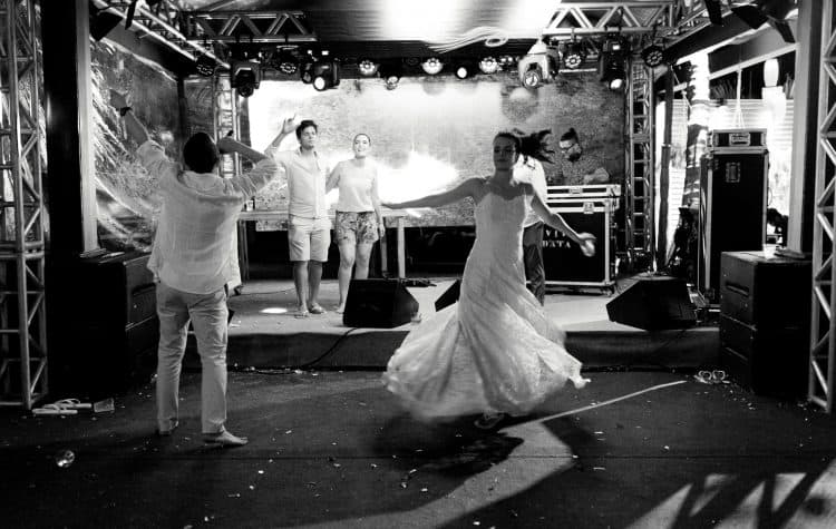 Casamento-Emanuelle-e-Alysson-Fotografia-Tadeu-Nanó-e-Luca-Antunes238-750x475