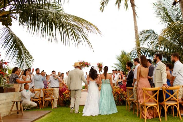 Casamento-Emanuelle-e-Alysson-Fotografia-Tadeu-Nanó-e-Luca-Antunes75-713x475