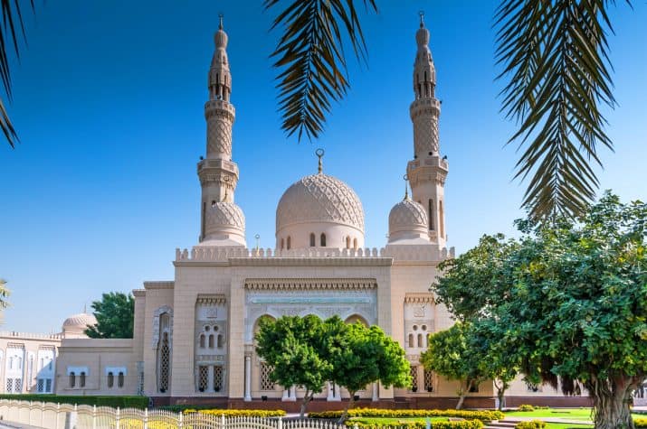 Lua-de-Mel-em-Dubai-Mesquita-Jumeirah-715x475