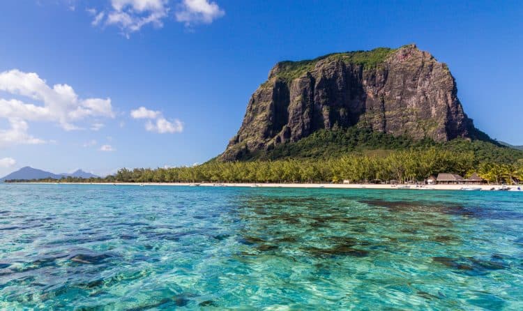 lua-de-mel-ilhas-mauritius-hoteis-Mauritius-Le-Morne-750x446