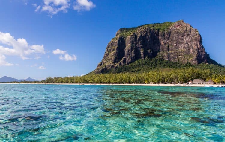 lua-de-mel-ilhas-mauritius-hoteis-Mauritius-Le-Morne-750x475