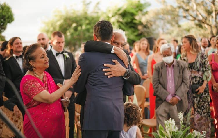 Casamento-em-Santa-Teresa-SAra-e-Abh-Foto-Renan-Oliveira-37-750x475