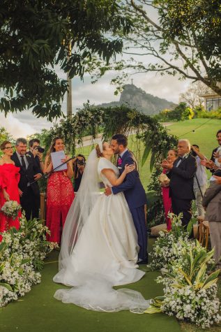 Casamento-em-Santa-Teresa-SAra-e-Abh-Foto-Renan-Oliveira-42-317x475