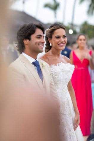Casamento-Lele-e-Lucas-Tivoli-Bahia-cerimonia-EukaWeddings_LeleLuca_Previas_Finais-38-317x475