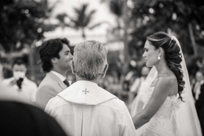 EUKA_LeleLuca_Casamento-Lele-e-Lucas-Tivoli-Bahia-cerimonia-244-713x475