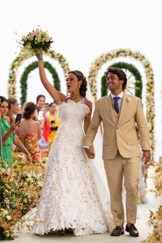 EUKA_LeleLuca_Casamento-Lele-e-Lucas-Tivoli-Bahia-cerimonia-340-317x475