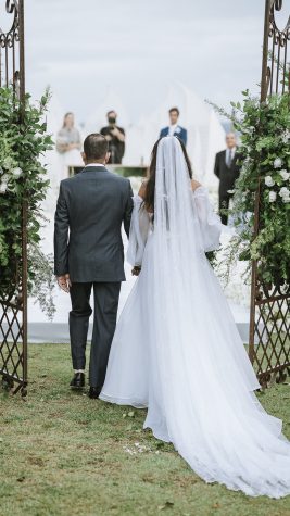 cerimonia-de-casamento-Isadora-e-Lucas-Estaleiro-Guest-House-The-Alms-Brand-Fotografia-0810-267x475