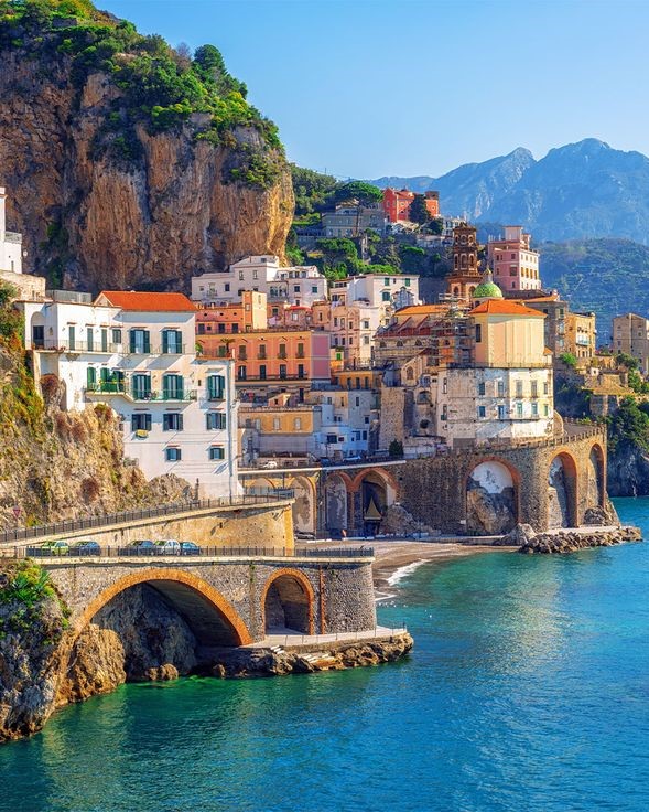 5-must-see-places-on-the-Amalfi-Coast-Italy-1