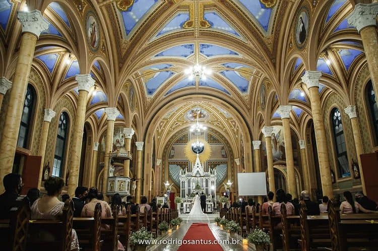 Cerimonia-de-casamento-na-Igreja-Rodrigo-santus-1